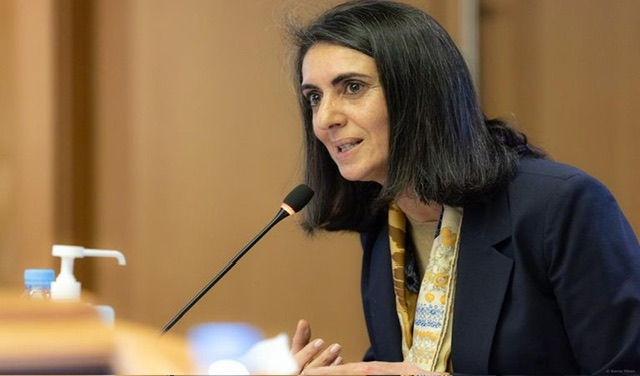 تنزيل المنظومة الجديدة لآجال الأداء تجمع نادية فتاح برئيس "الباطرونا"