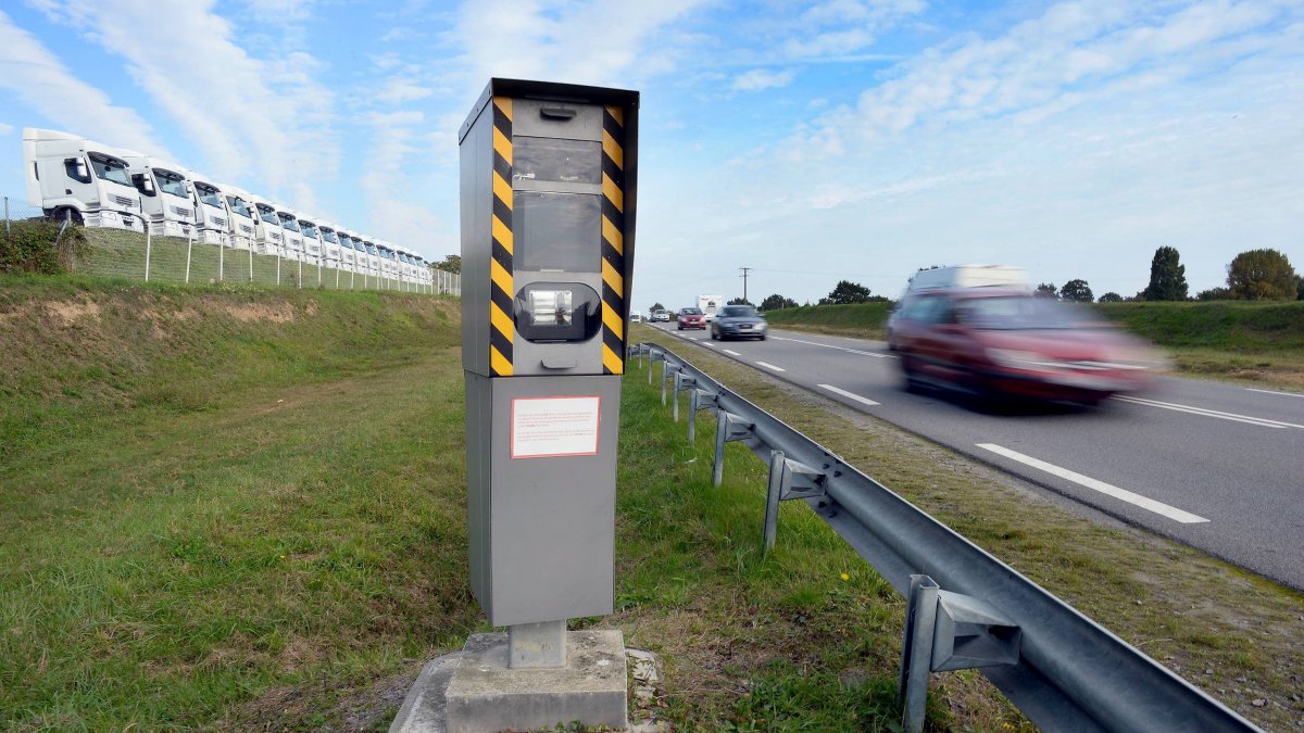 أزيد من 500 رادار لمراقبة سرعة المغاربة في الطرق وهذه أماكن توزيعها وطنيا