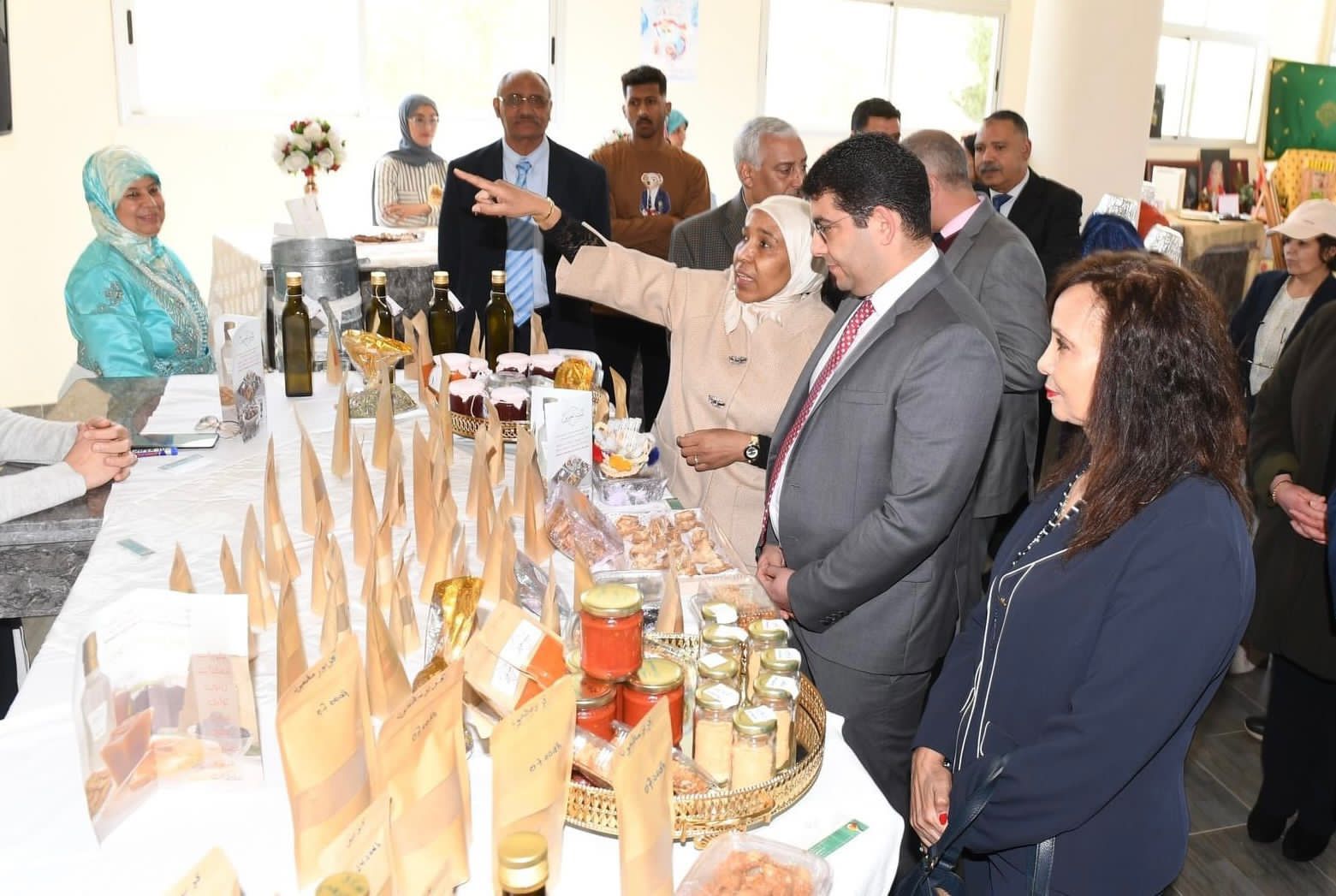 بنسعيد يتفقد مشاريع ترميم أثرية ودعم جمعوي بمكناس