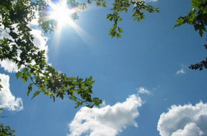 طقس الجمعة.. مستقر مع بقايا قطرات مطرية