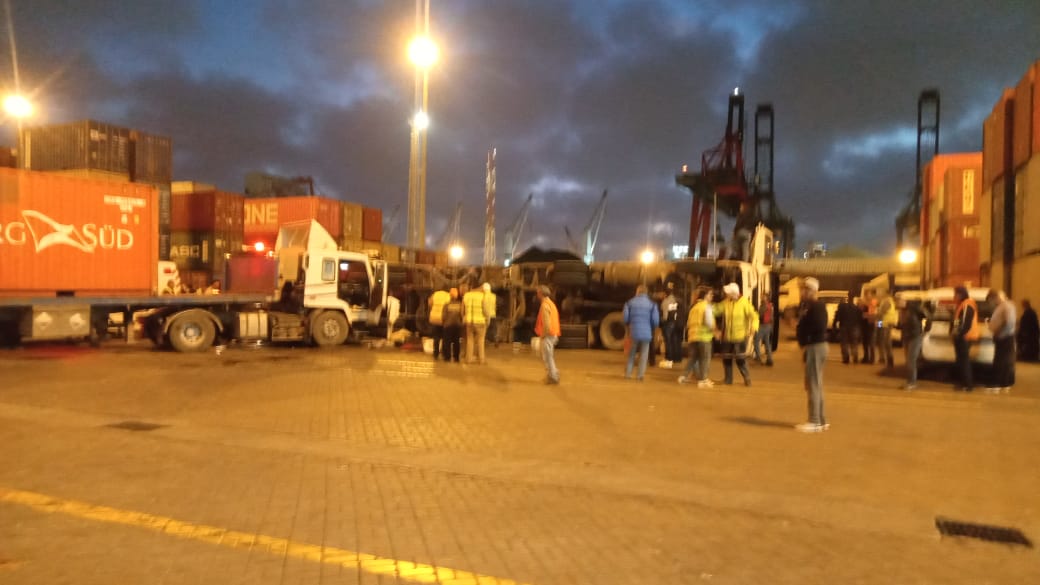 حادثة خطيرة تشل حركة السير بميناء الدار البيضاء