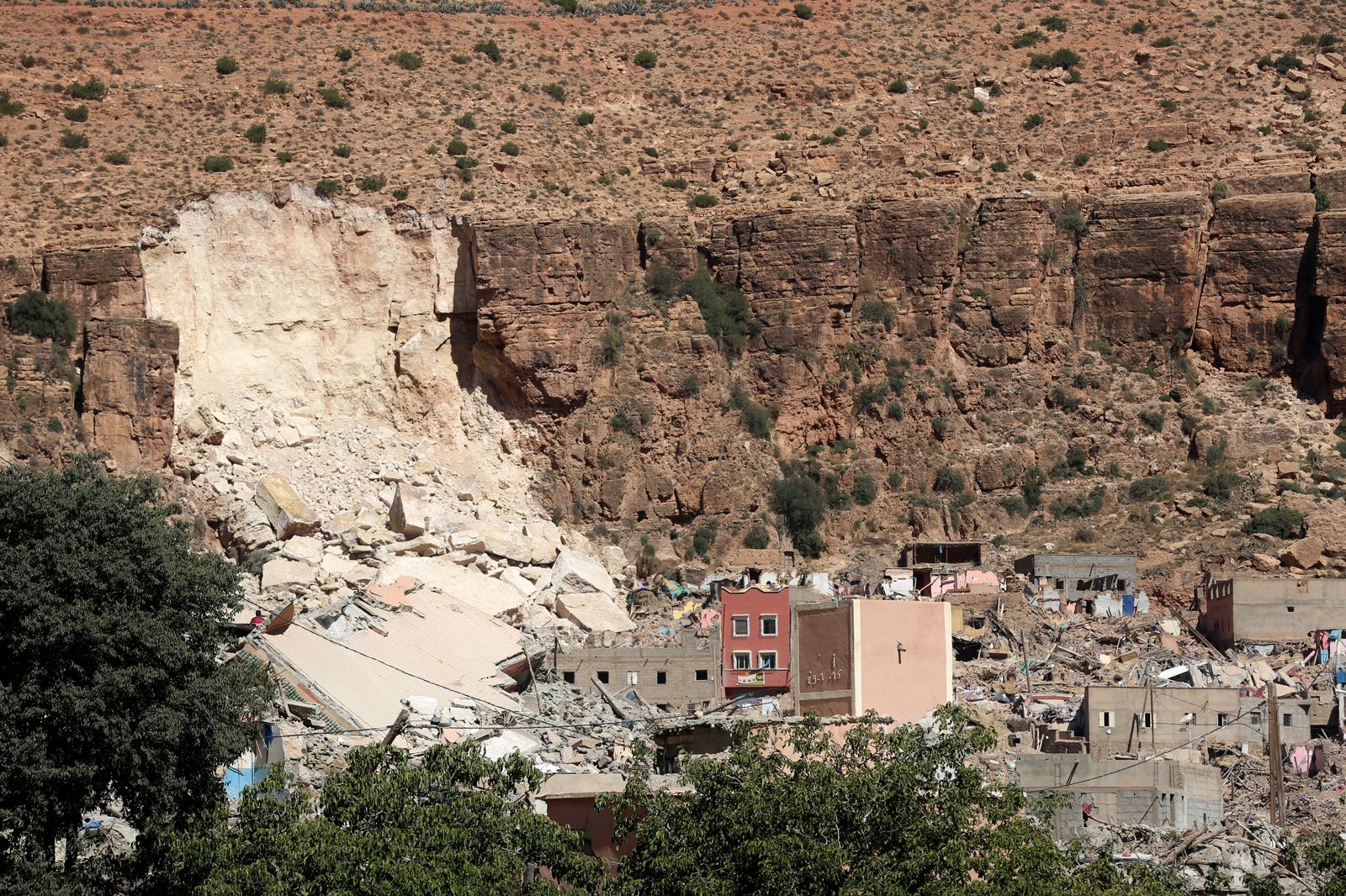 صديقي: الحكومة تعتزم جعل المناطق المتضررة من الزلزال متوازنة وجذابة مستقبلا
