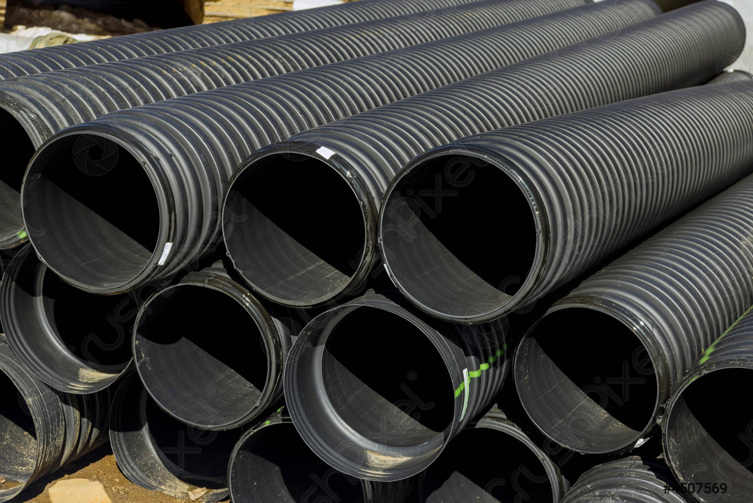 التحقيق في فرض إجراءات حمائية ضد واردات البلاستيك "PVC"