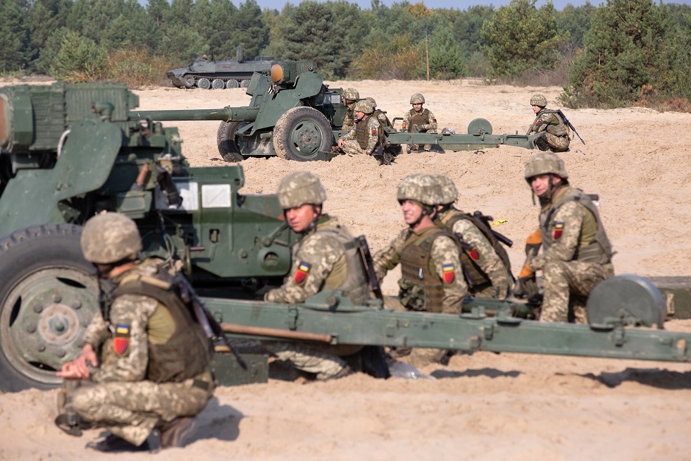 خوفا من اندلاع حرب .. طلب عاجل من الخارجية  إلى المغاربة في أوكرانيا