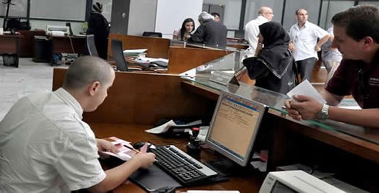 التراخيص الإدارية..  لفتيت يراسل العمال والولاة ورؤساء الجماعات لتفعيل "السكوت بمثابة الموافقة" + وثيقة