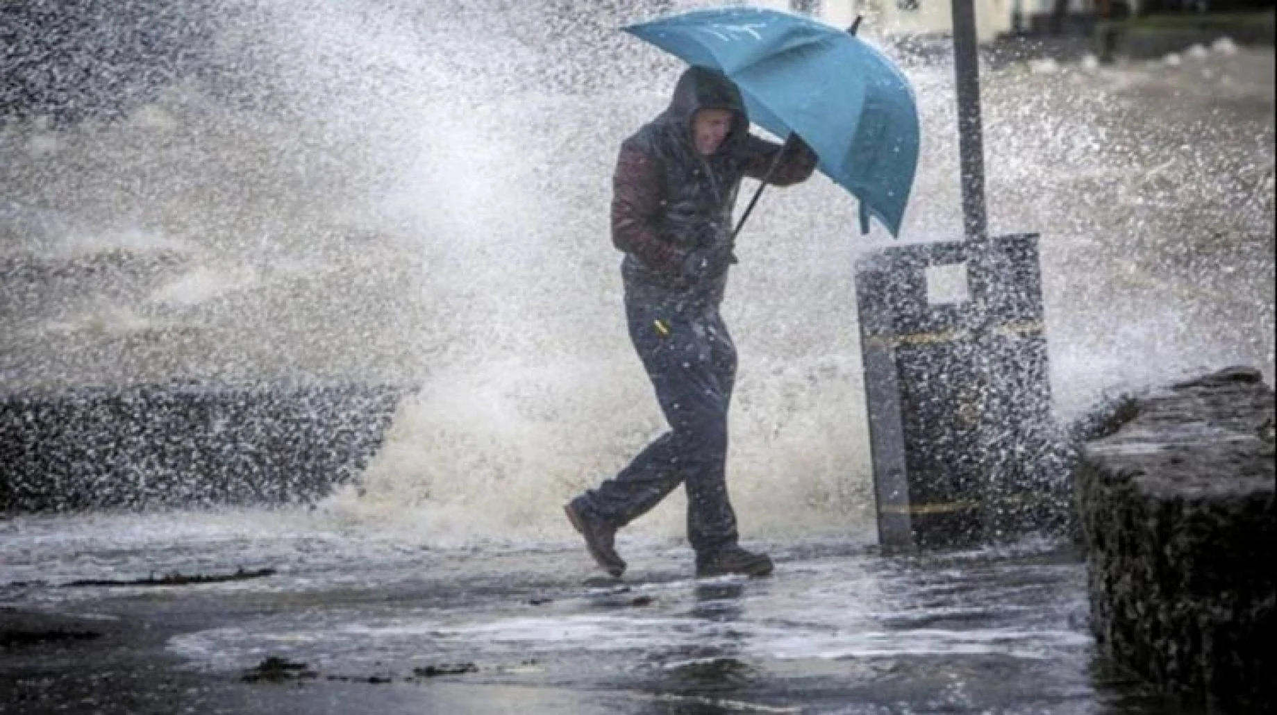 الأرصاد تنذر بأمطار ورياح قوية في هذه المناطق