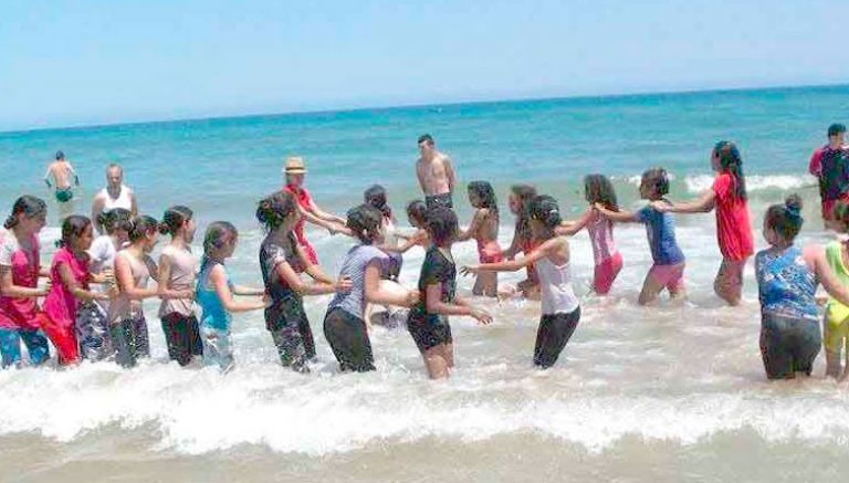 "بيدوفيل" الشاطئ.. مرصد التربية والتكوين يدافع عن مؤسسات التخييم