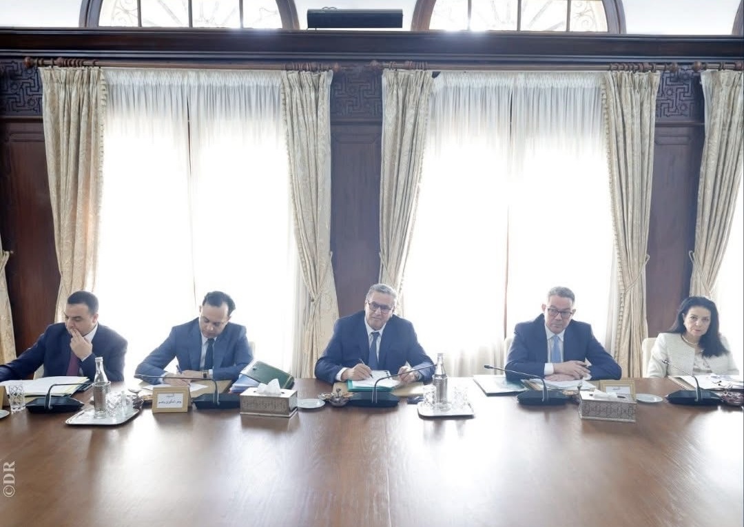 الحوار الاجتماعي.. المركزيات النقابية تضع الزيادة في الأجور وتحسين القدرة الشرائية في صدارة المطالب