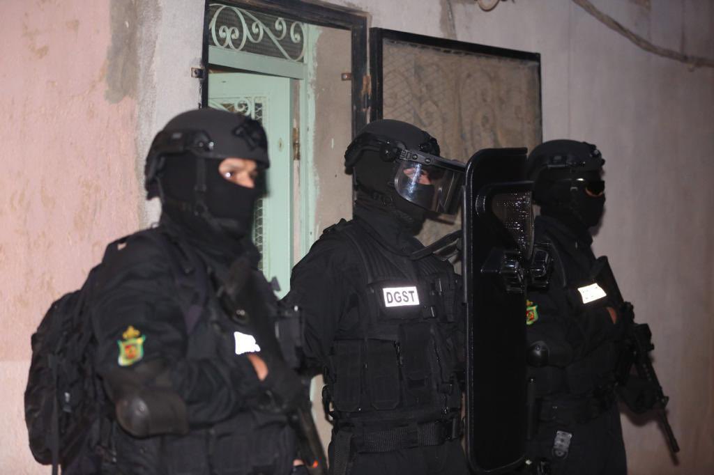 البسيج يوقف مشتبه موالي لتنظيم داعش بمدينة بركان