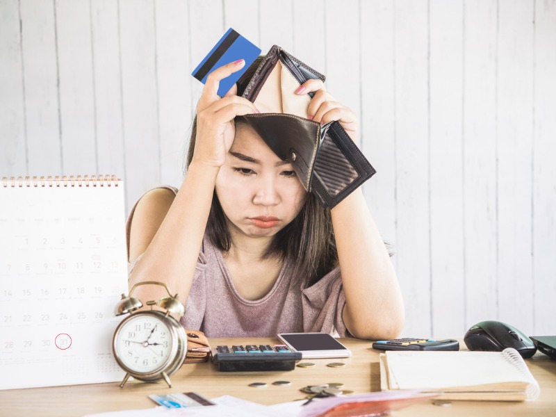 النساء أكثر إقبالا على القروض الاستهلاكية