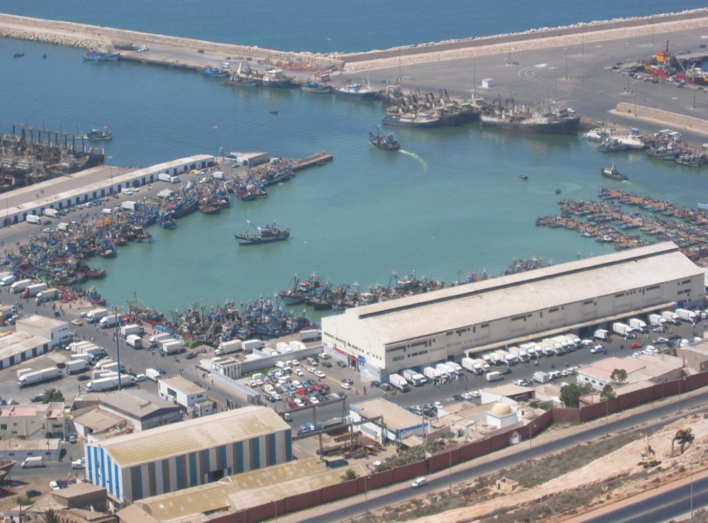 الراحة البيولوجية.. الترخيص لاستقبال بواخر صيد السمك السطحي بأكادير