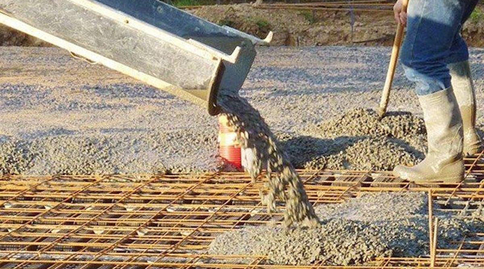 اضطراب أسعار المواد الأولية يخرج مهنيي البناء والأشغال العمومية عن صمتهم