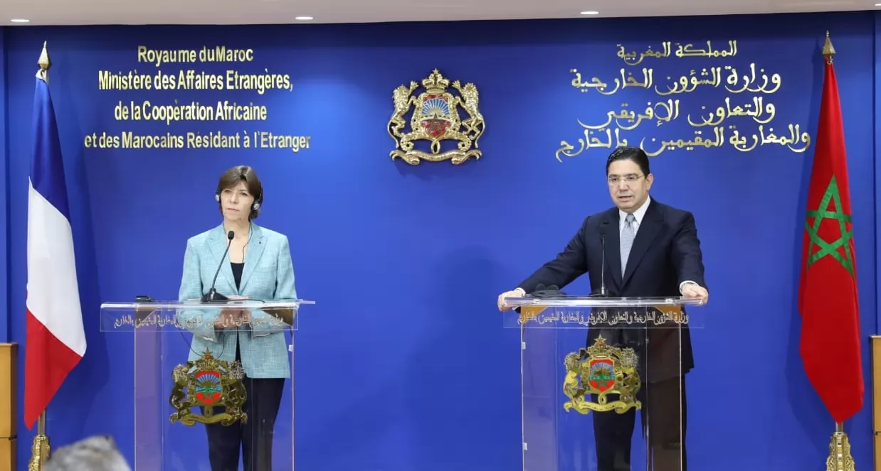 بعد اتهامها بالتآمر على المغرب.. فرنسا تنفي وجود أزمة مع الرباط