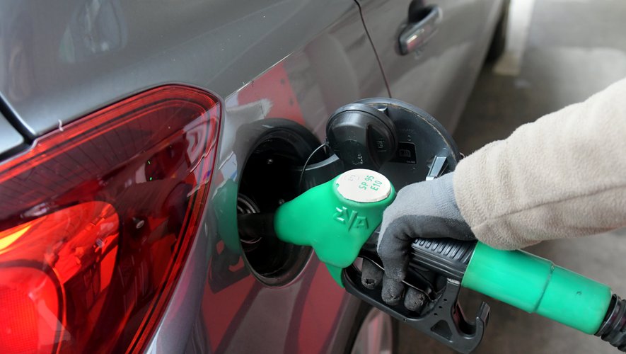 تحقيق: 77 % من المغاربة لن يتحملوا ارتفاع أسعار المحروقات