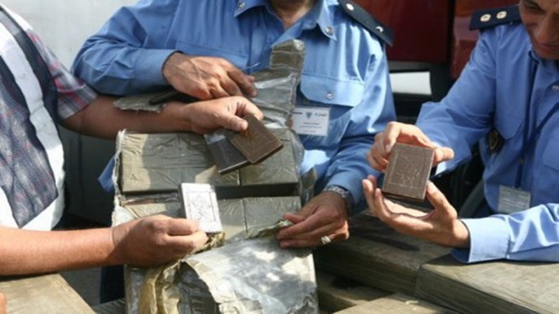 الجمارك تحبط عملية تهريب ضخمة للمخدرات بباب سبتة