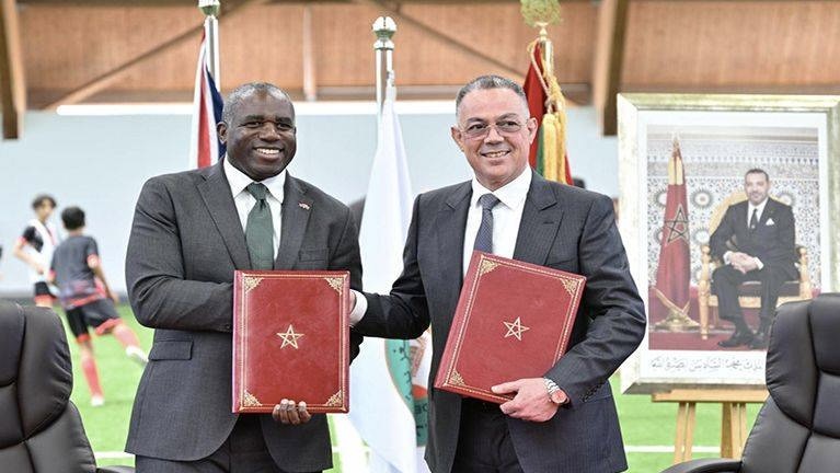 المغرب وبريطانيا يوقعان شراكة استراتيجية تخص دعم مونديال 2030