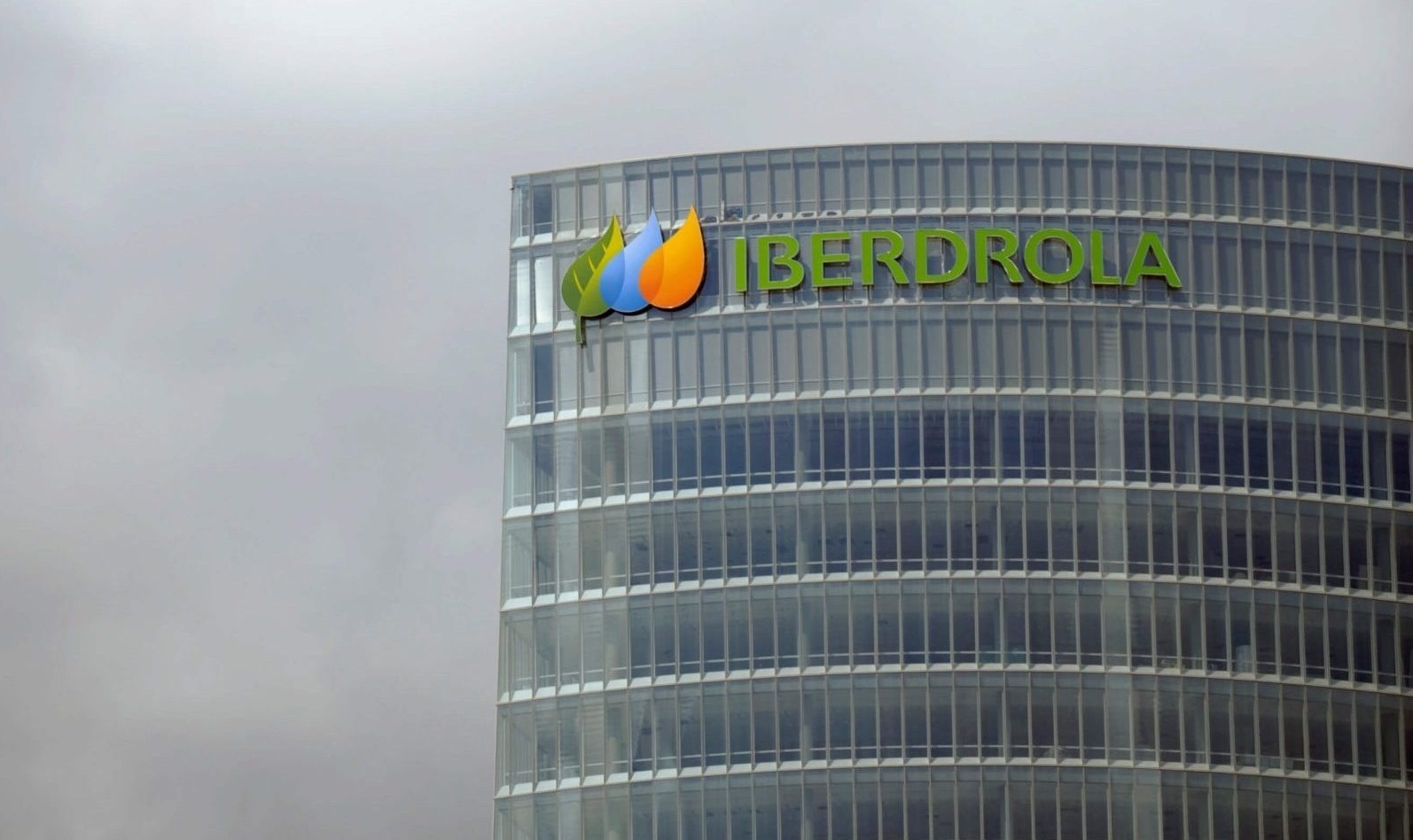 شراكة بين الإسبانية "إبيردرولا" والبنك الدولي لتمويل مشاريع خضراء بالمغرب