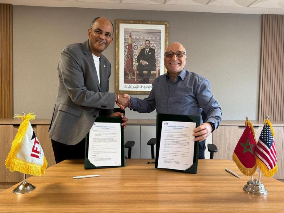 توقيع اتفاقية شراكة لإطلاق أول شهادة وطنية متخصصة في صيانة بطاريات السيارات الكهربائية