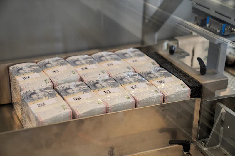 عجز السيولة البنكية يتراجع إلى 140,4 مليار درهم خلال أسبوع