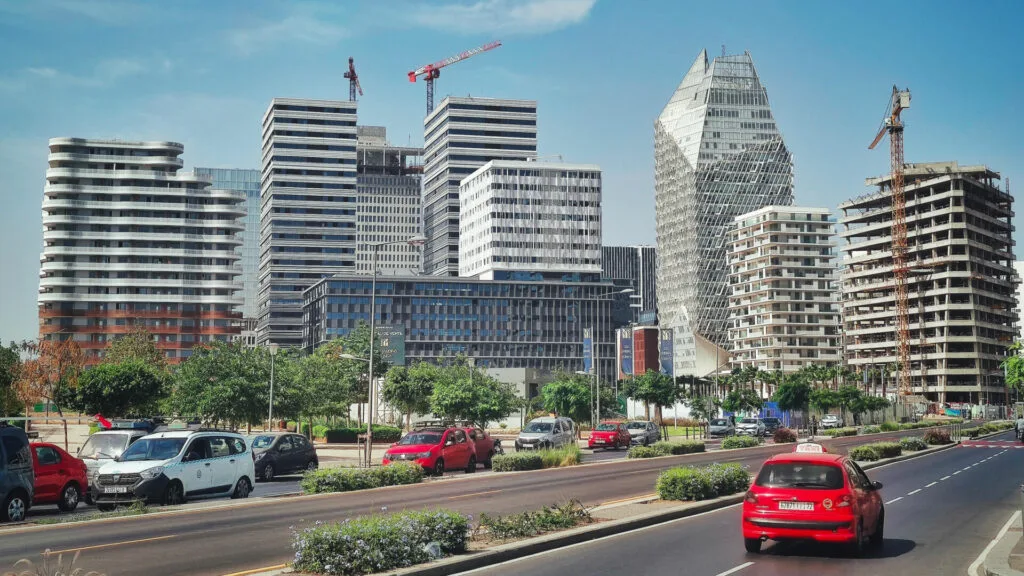 لماذا يتأخر التحول الهيكلي؟.. خبير دولي يقارن المغرب بتركيا وآسيا الصاعدة