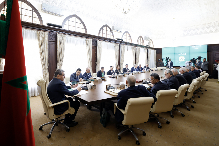 المجلس الحكومي يصادق على مشاريع قوانين لتنظيم الصيد البحري والتعمير