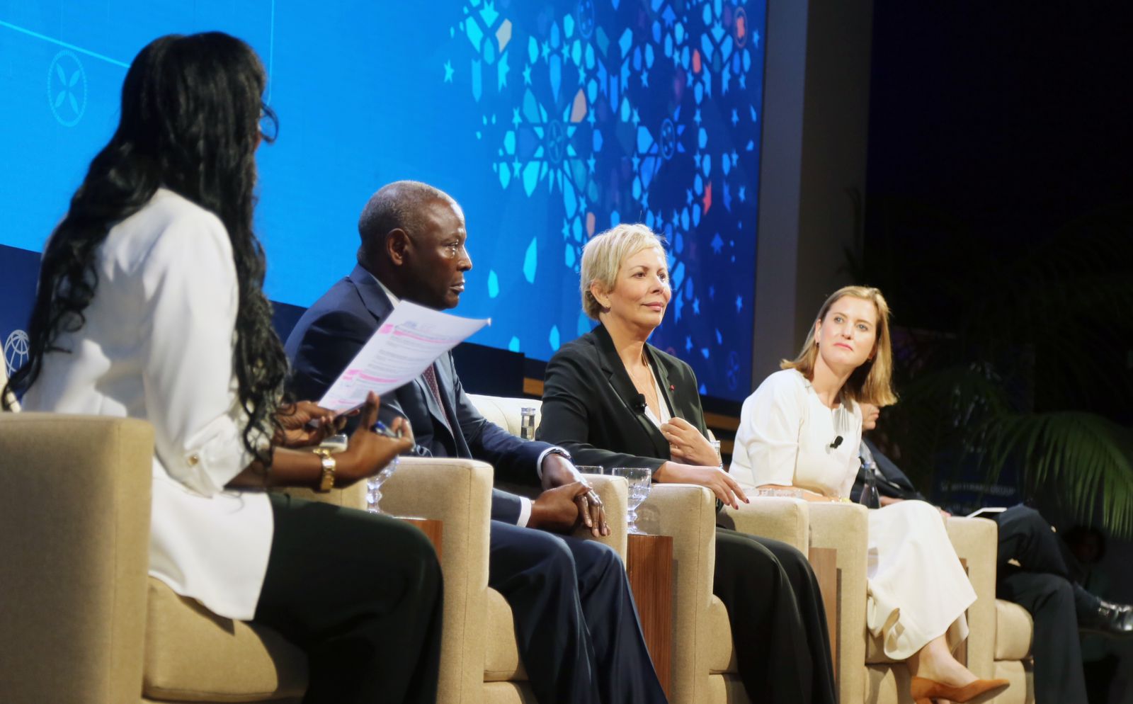 حيات: مهمتنا تجاوزت ضبط المعاملات المالية إلى استشراف توجهات المستثمرين المؤسساتيين