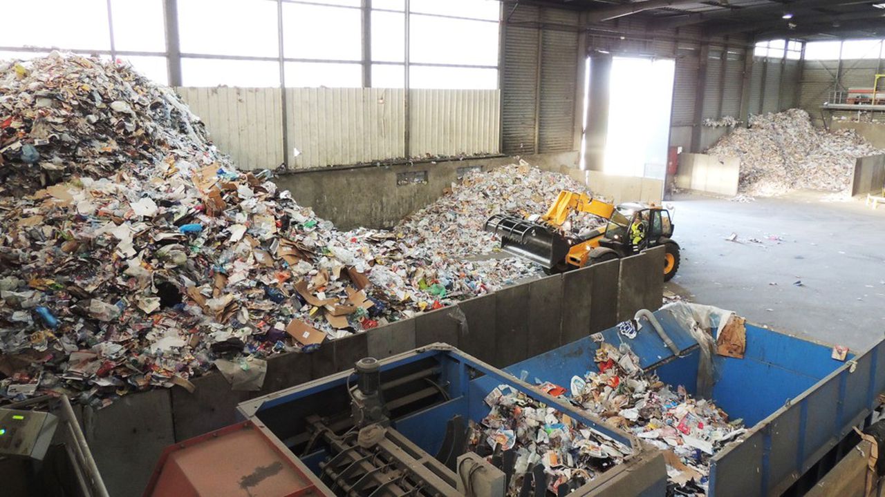 نصف مليون طن من النفايات يعاد تدويرها