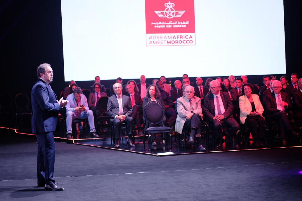 الخطوط الملكية تستعرض رؤيتها الاستراتيجية وتجدد علامتها التجارية