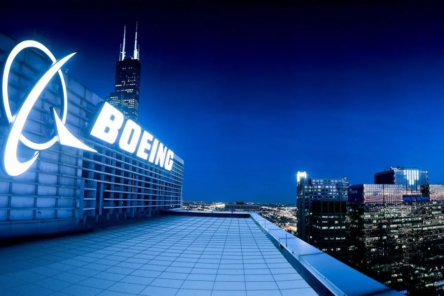 سهم "بوينغ" ينهار في البورصة بعد تحطم طائرة من طراز 787 بالهند
