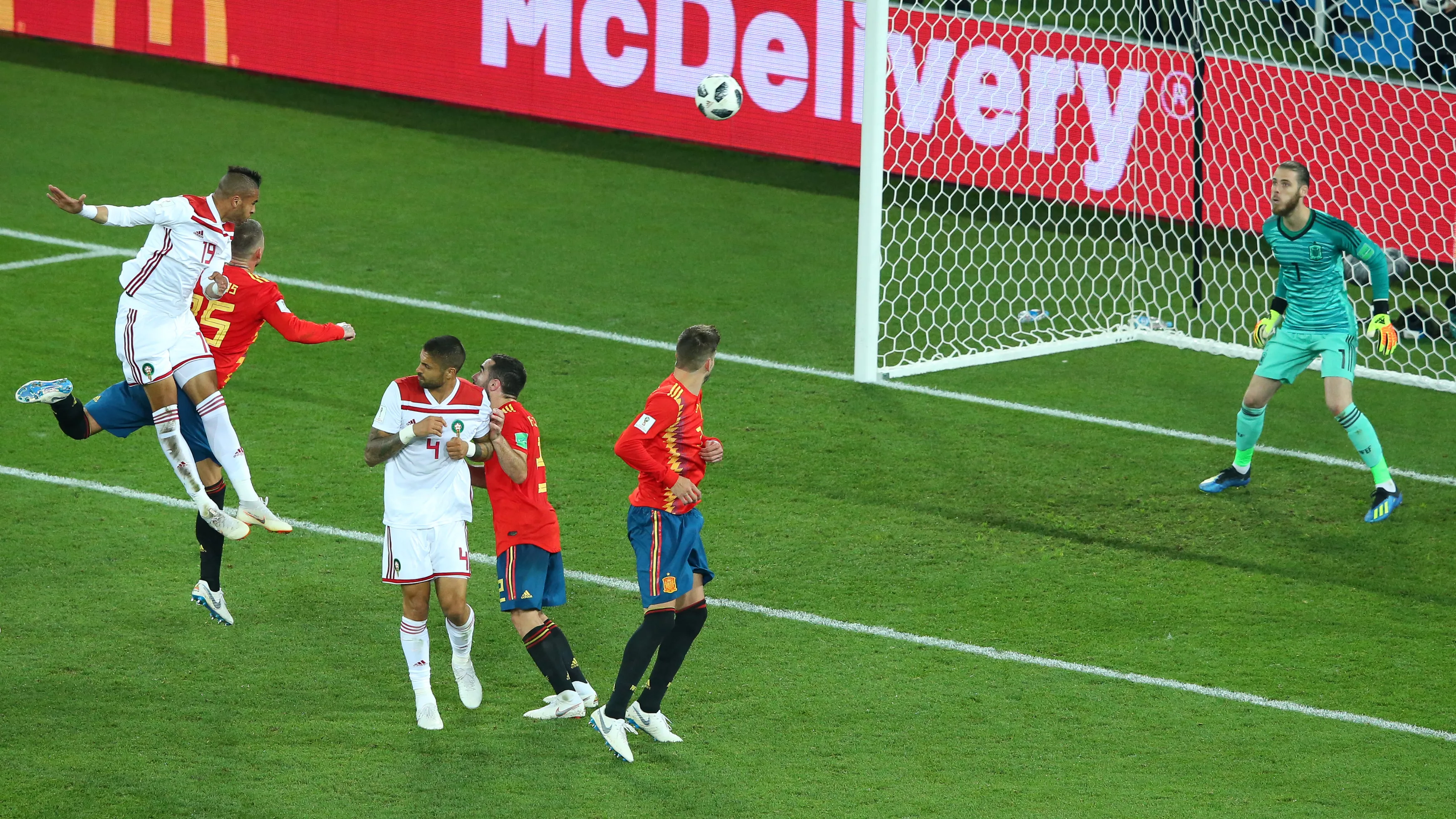 صدام ناري بين المغرب وإسبانيا في ثمن نهائي مونديال قطر