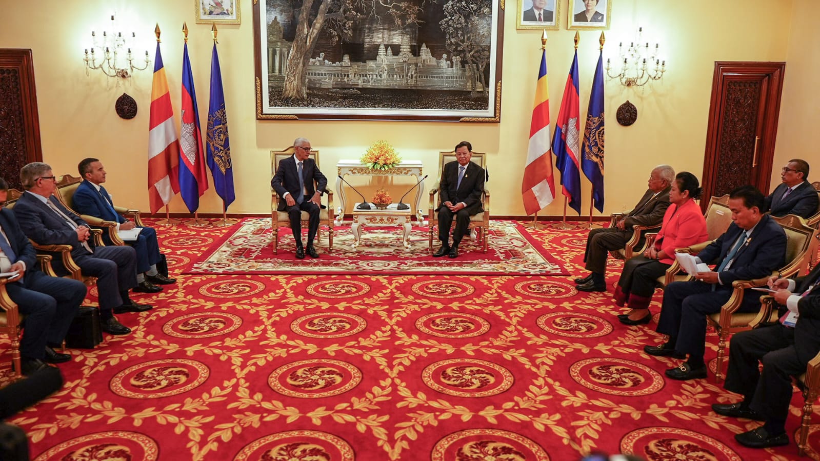 التعافي الاقتصادي بعد كورونا يجمع الطالبي العلمي ببرلمانيي جنوب شرق آسيا