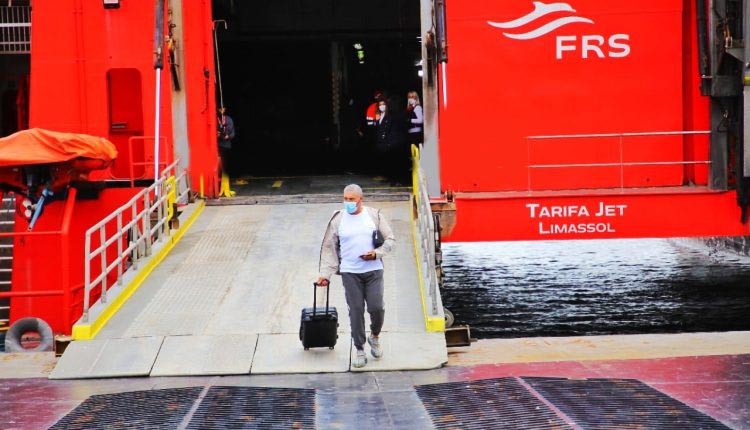 أول 200 راكب وصلوا المغرب بعد استئناف الربط البحري مع إسبانيا