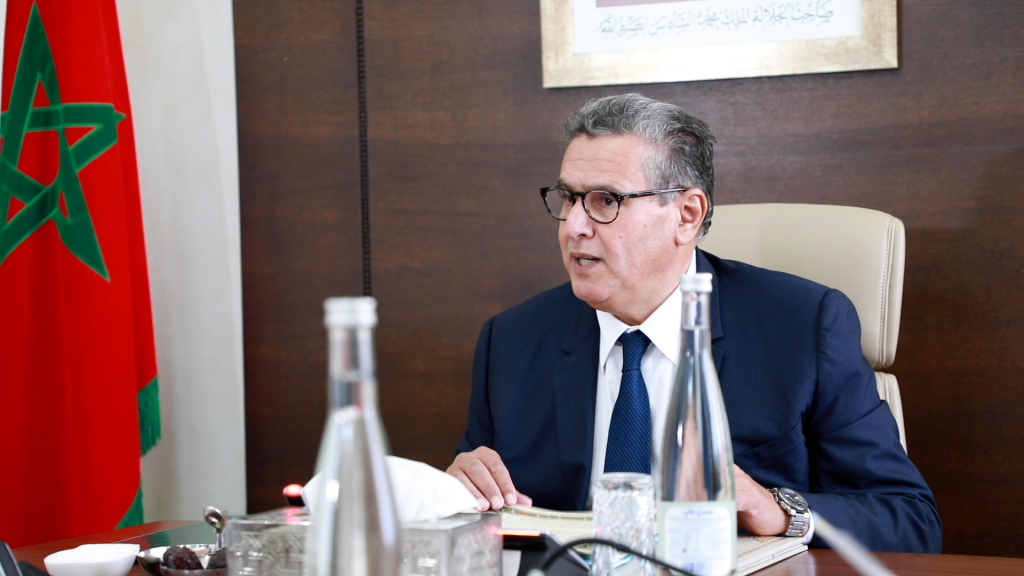 أخنوش  يدعو النقابات التعليمية للحوار يوم الاثنين المقبل