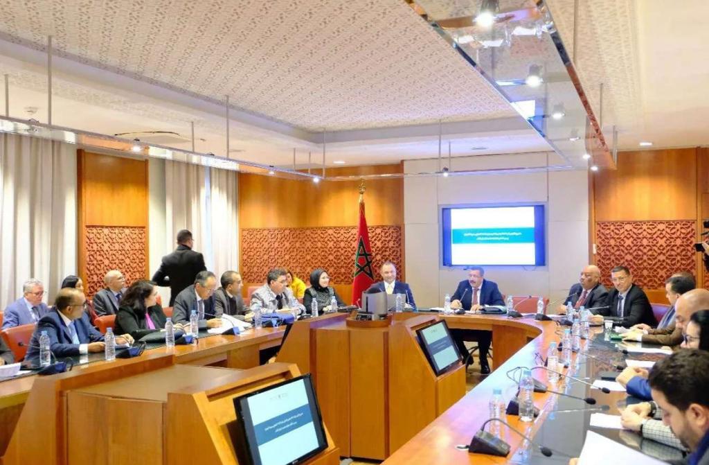 مزور ينعش مناخ الأعمال بمصادقة نيابية على مشروع قانون آجال الأداء