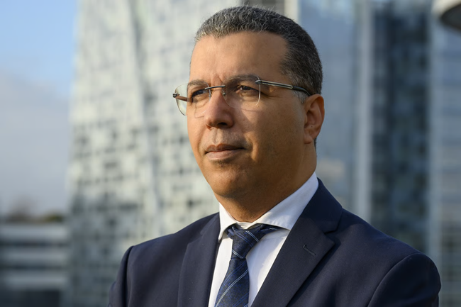 الملك يعين طارق الصنهاجي رئيساً للهيئة المغربية لسوق الرساميل