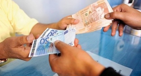 الدرهم يواصل تحسنه أمام الأورو والدولار ويحفز عوائد التصدير