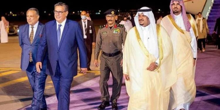 أخنوش ممثلا للملك في اجتماعات قمة عربية بالرياض