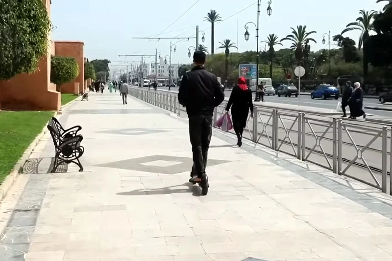 تغييرات جديدة على مدونة السير تهم الدراجات الكهربائية و"التروتينيت"