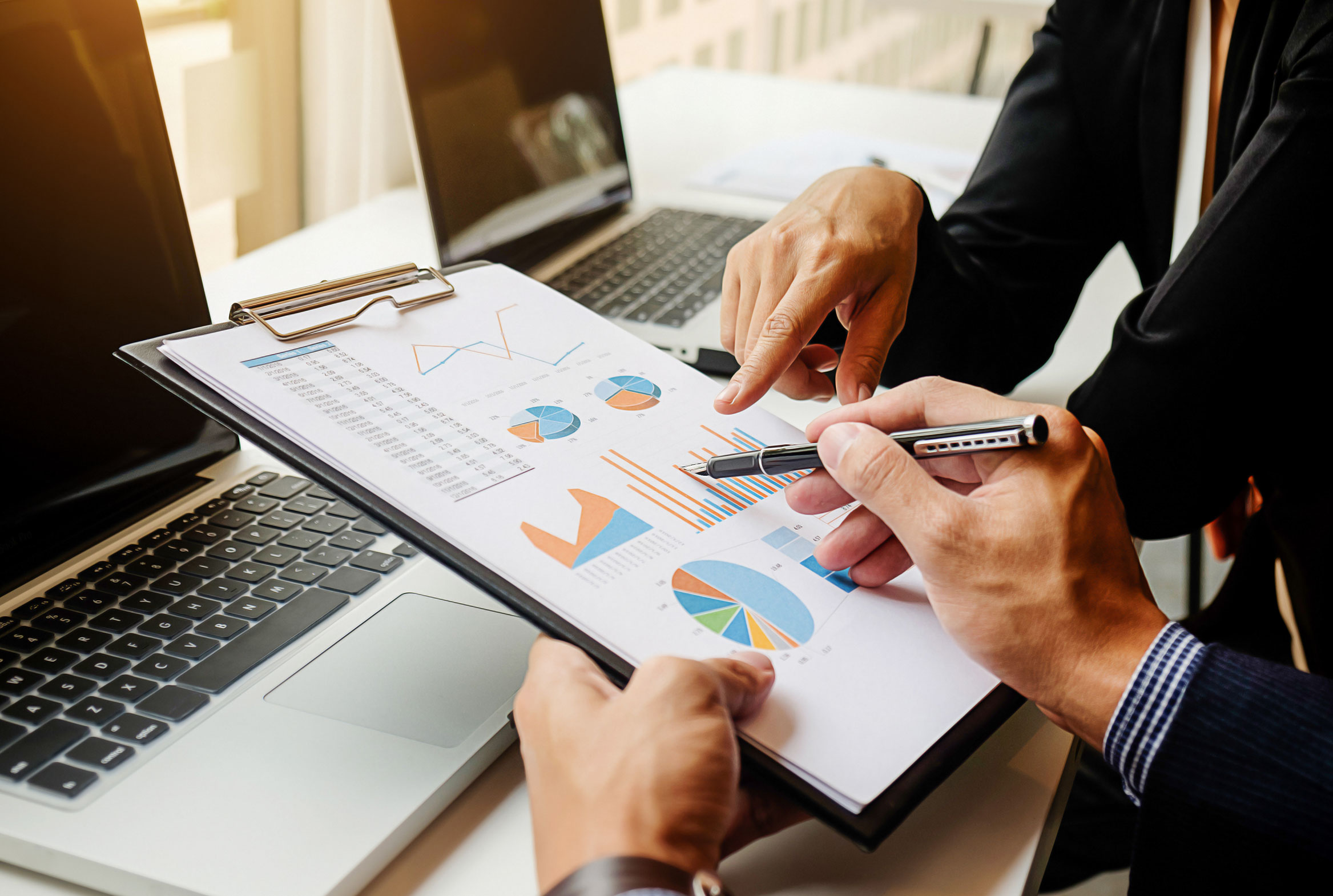 نظام المقاول الذاتي بالمغرب.. بين إغراء الاستقلالية وصعوبات الاستمرار