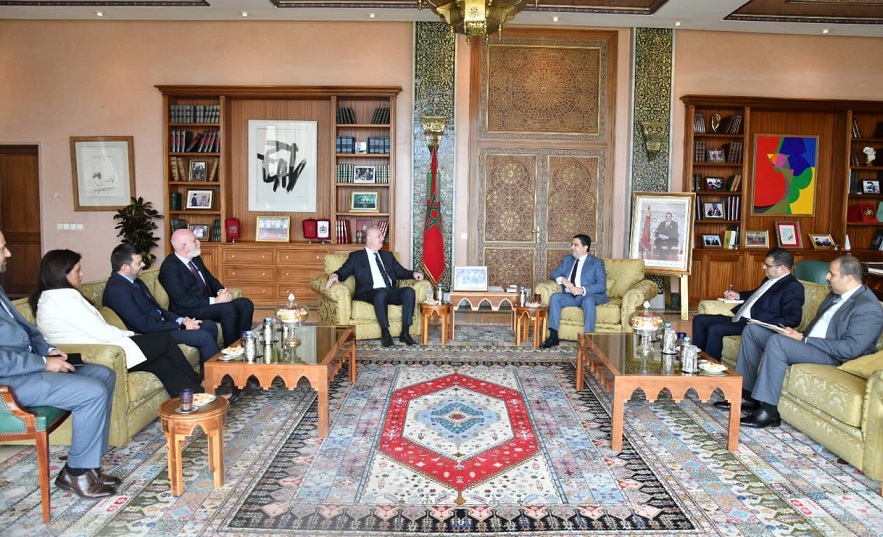 بوريطة يتباحث مع مستشار الأمن القومي الإسرائيلي بالرباط