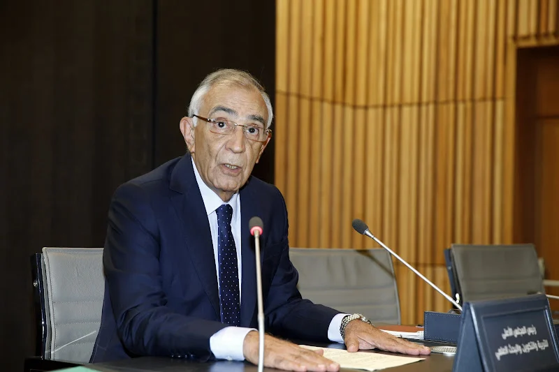 تتويج عمر عزيمان بجائزة “ذاكرة من أجل الديمقراطية والسلم”