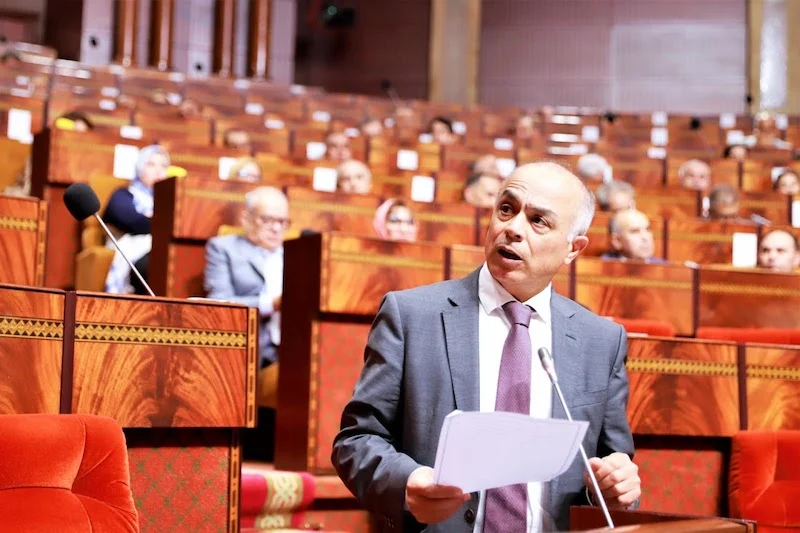 وفاة مشجعة رجاوية تسائل بنموسى في البرلمان