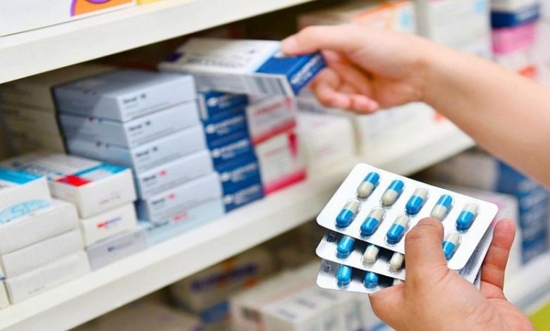 التغطية الصحية تجمع مديرية الأدوية والصيدلة بممثلي المختبرات المصنعة