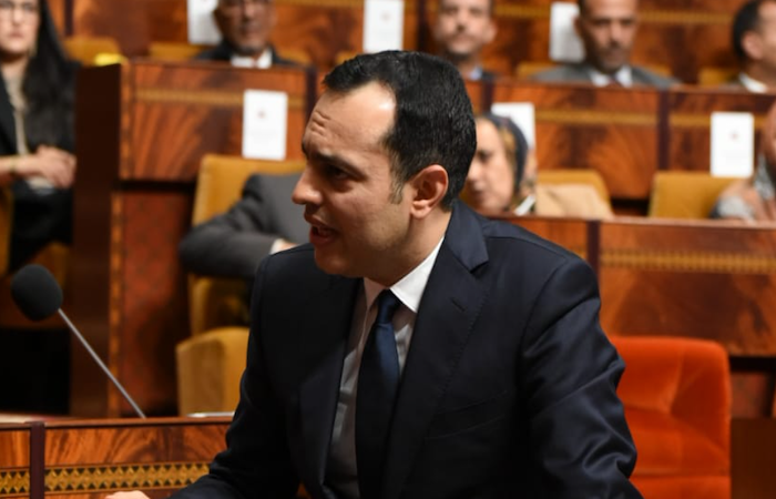 التغطية الاجتماعية لعاملات النظافة تلاحق السكوري في البرلمان