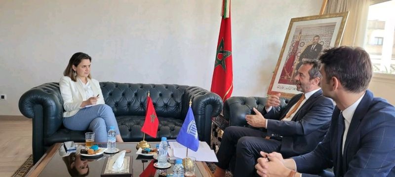 الذكاء الاصطناعي يجمع مزور بمدير مكتب اليونسكو للمنطقة المغاربية