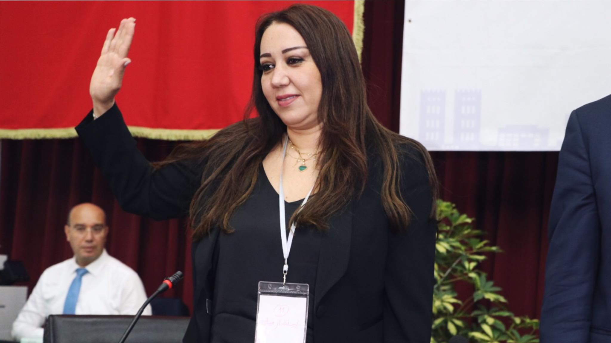 إنهاء مهام مسؤولين كبار بجماعة البيضاء.. العمدة توضح