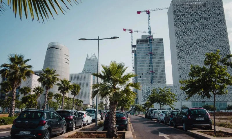 المغرب في مواجهة الفوارق الاقتصادية بين الجهات.. كيف يمكن التغلب على هذا النمو "المزدوج السرعات"؟