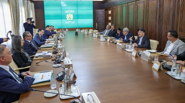 جولة أبريل 2025 .. الحكومة تؤكد استمرار الحوار مع النقابات وصرف الدفعة الثانية من الزيادة في الأجور