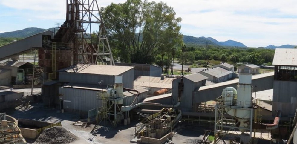 عملاق التعدين الكندي "تريغون" يغازل مسؤولا سابقا في "مناجم"