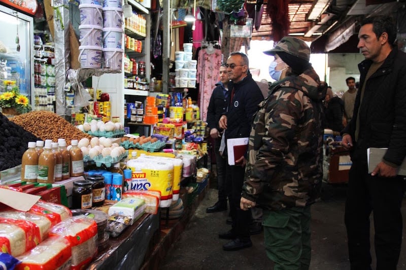 مراقبة الأسواق.. إحالة 2050 مخالف على القضاء منذ بداية رمضان